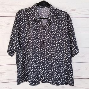 🎈Final Sale🎈 Vintage Black & White Short Sleeve